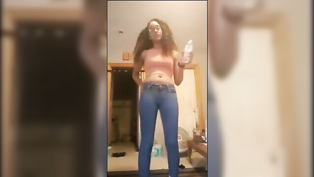 Home made piss jeans Piss Porn